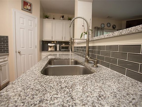 4th image of 2754 Haynescrest Dr #2754