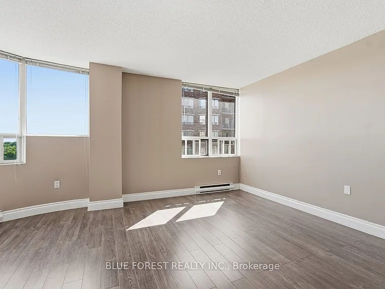 7 Picton St #904 — Photo 20