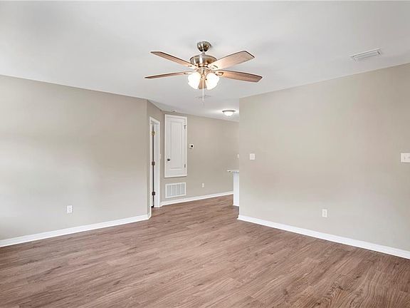 5th image of 2897 Arc Rd