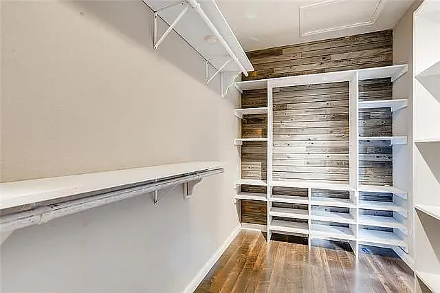 697 Shadow Creek Blvd — Photo 17
