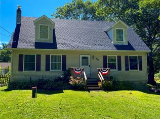 48 Sams Point Rd, Pine Bush, NY 12566