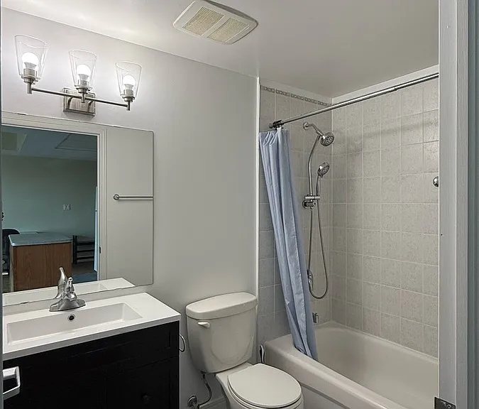 134 York St #805 — Photo 10