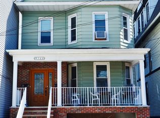 346 Avenue C, Bayonne, NJ 07002