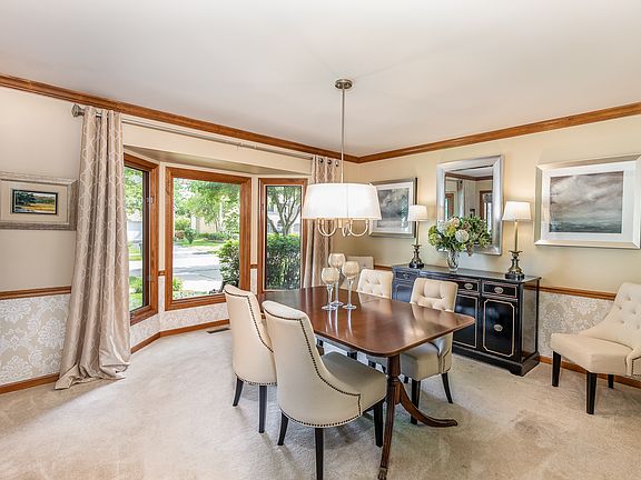 Dining Room with bay