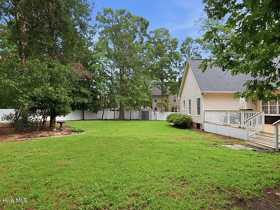 2nd image of 1503 Muirfield Drive