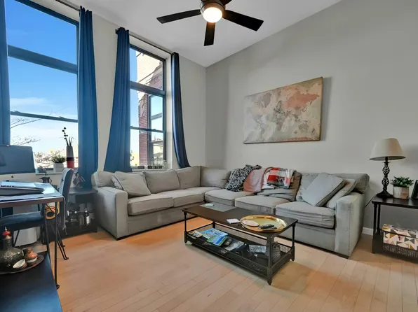 80 Beaumont St APT 203, Dorchester, MA 02124