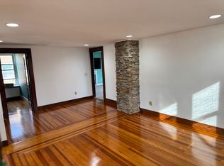 242 S Clarendon St, Cranston, RI 02910