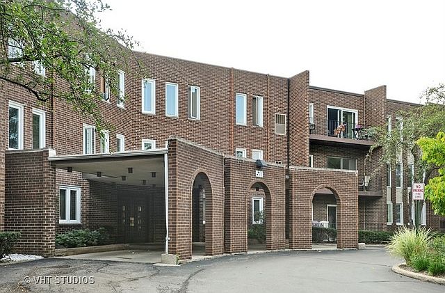 1st image of 1500 Sandstone Dr APT 114