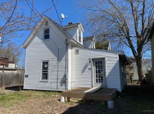 63 Summer St, Lewiston, ME 04240
