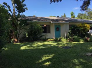 9 Swan Ave, New Smyrna Beach, FL 32168