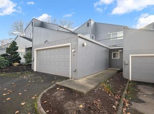 17740 NW Rolling Hill Ln, Beaverton, OR 97006