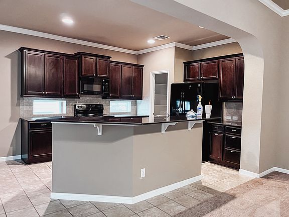 2nd image of 505 Wyndham Hill Pkwy