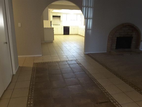 5th image of 531 W Avenue J15