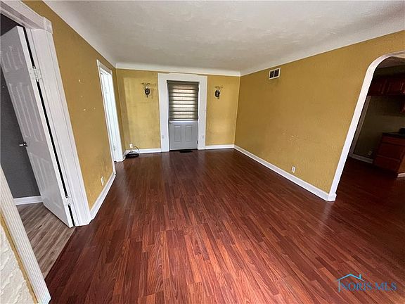 4th image of 1208 Cady St