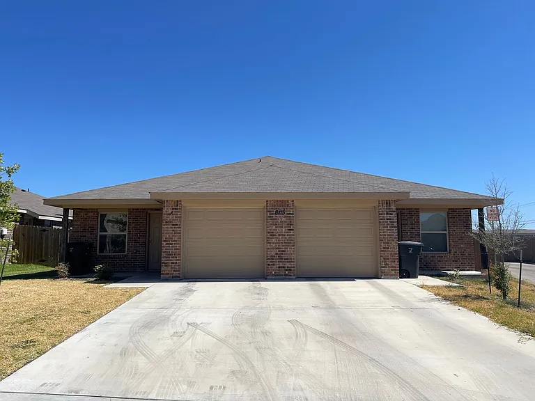 6115 Amelia Earhart Blvd — Photo 1