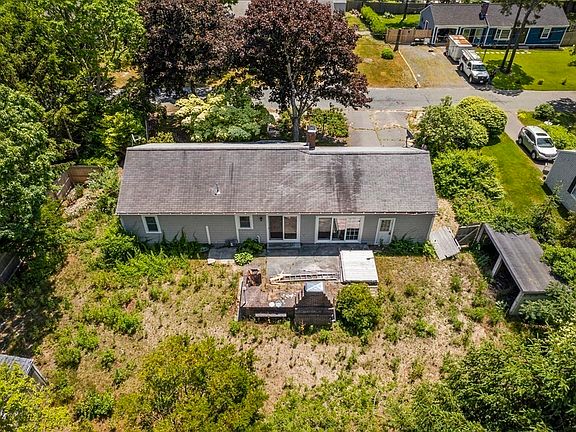 4th image of 8 Black Duck Ln