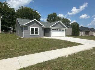 107 E Ashton St, Ashley, IN 46705