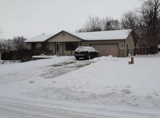 1695 Karen Dr, Dorr, MI