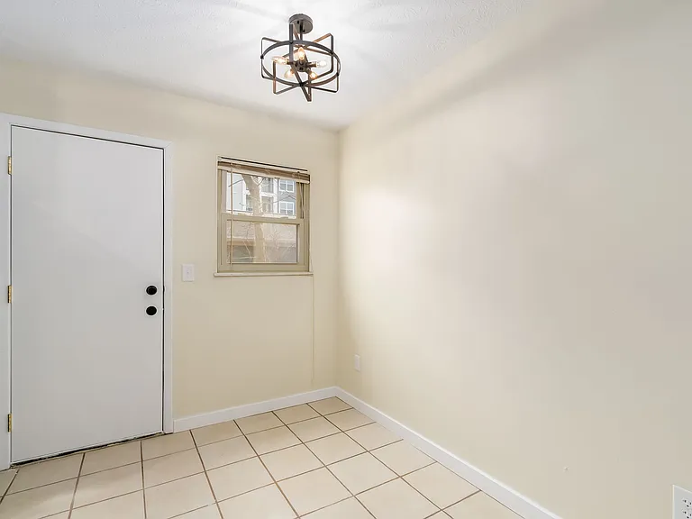 2740 Christine Blvd — Photo 8