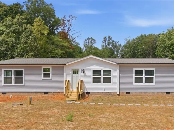 2554 Ellisboro Rd, Stokesdale, NC 27357
