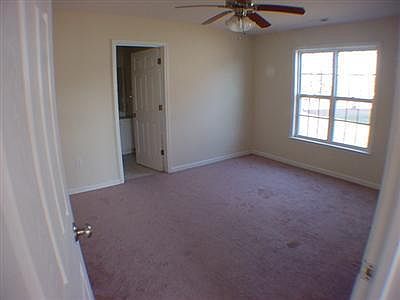 3rd image of 4895 Beech Tree Drive