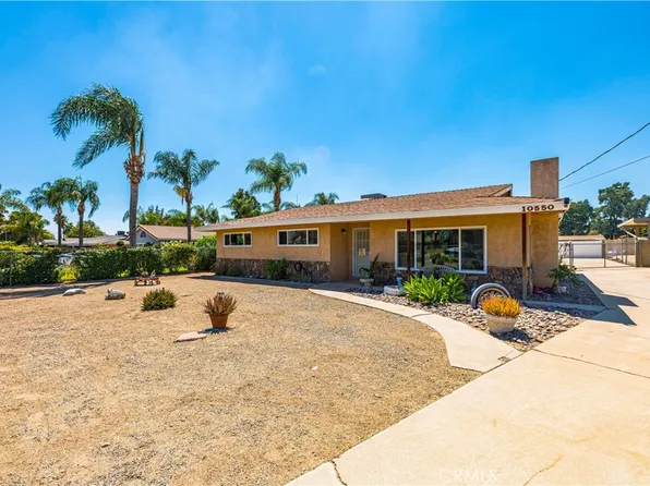 10550 Maple Ave, Bloomington, CA 92316