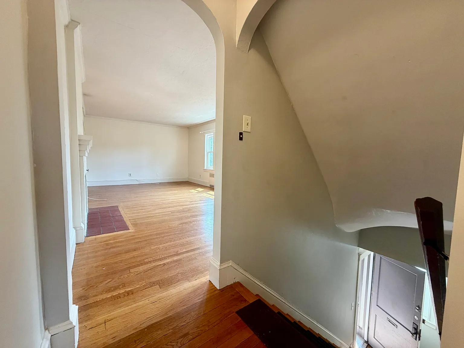 2 bed, 1400 sqft, $2,900 — Photo 3