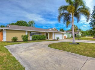 3831 38th St S, Saint Petersburg, FL 33711