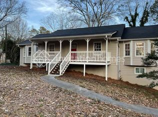 38 Cooper Lake Rd SW, Mableton, GA 30126