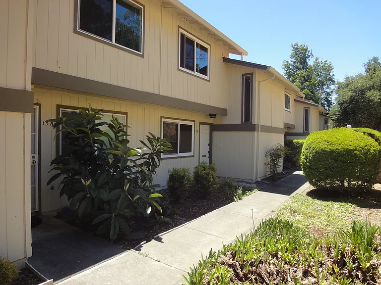13 Oliva Dr #B — Photo 2