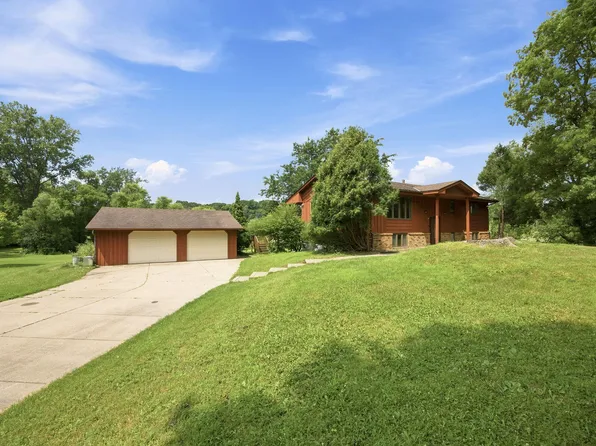 6225 Vicksburg Ln N, Maple Grove, MN 55311