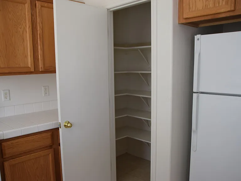 9493 Grove Ridge Ave — Photo 14