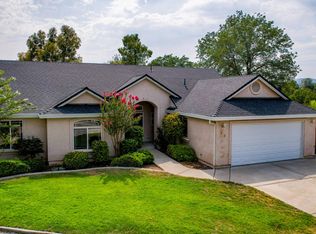 826 Rincon Way, Redding, CA 96003