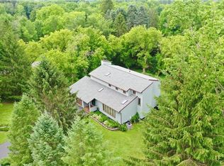 7801 Clearwater Cir, Manlius, NY 13104
