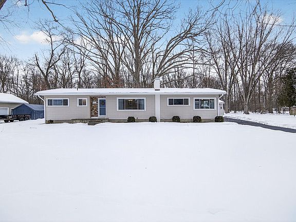 3rd image of 2710 Leland Dr