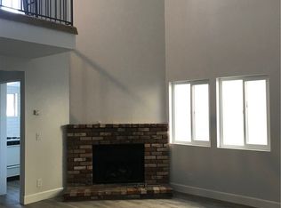 231 Elmira Ave #2, Huntington Beach, CA 92648
