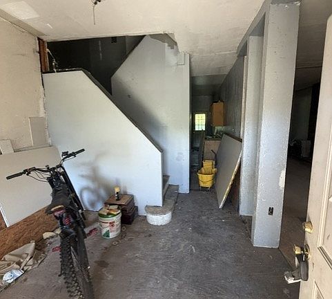 5th image of 4817 Monongahela St