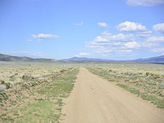 4th image of 10 5th St