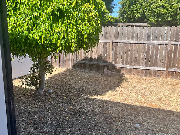 5th image of 20720 Mansel Ave #6