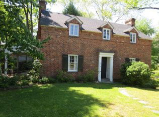 615 Preston Pl, Charlottesville, VA 22903