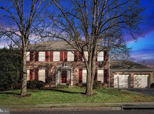 12417 Rock Ridge Rd, Herndon, VA 20170