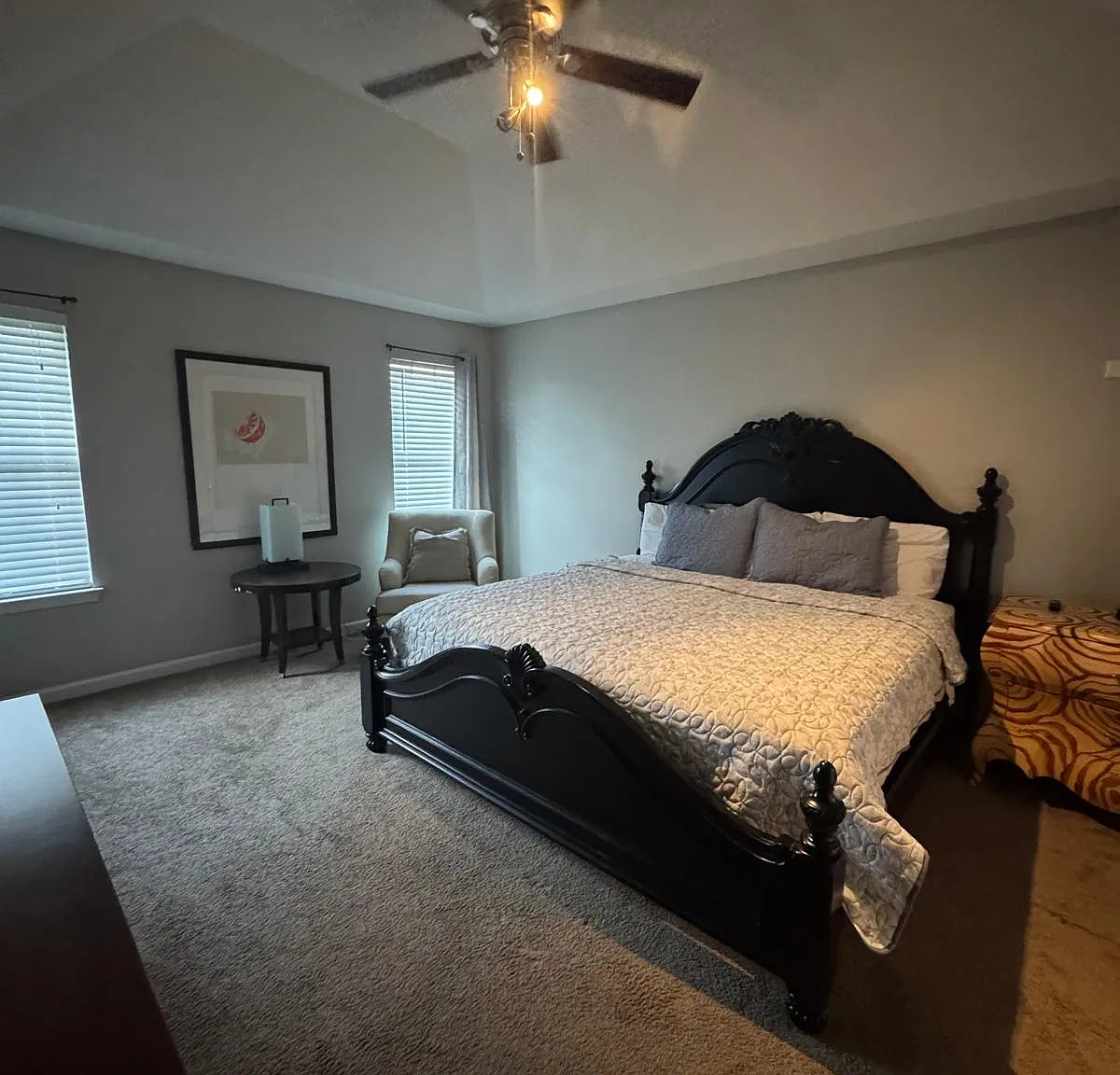 4 bed, 2.5 bath, 1862 sqft, $7,495 — Photo 2