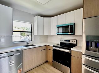2540 W 67th Pl APT 202-28, Hialeah, FL 33016