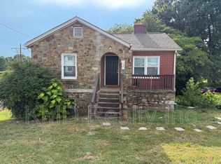 1821 Remount Rd, Charlotte, NC 28208