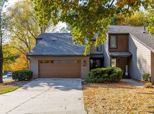 4940 W Park Dr #113, West Des Moines, IA 50266