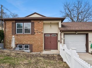 1 Lyons Pl, Morristown Town, NJ 07960