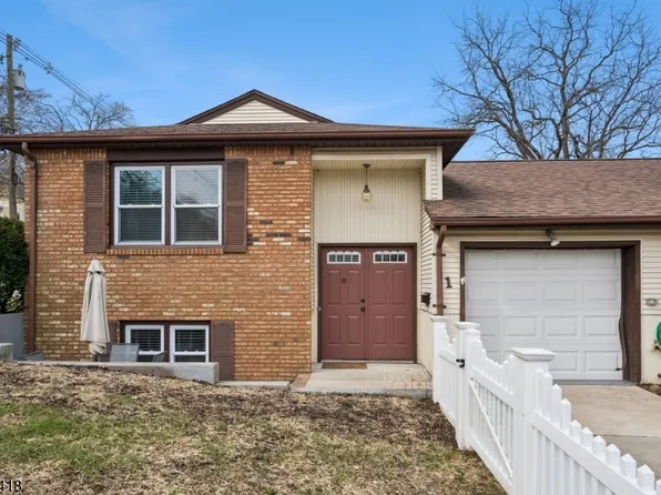 1 Lyons Pl, Morristown Town, NJ 07960