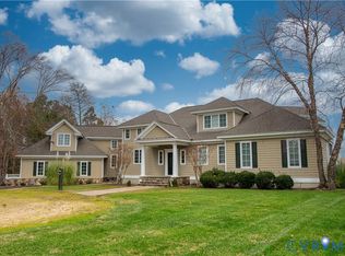 463 Rockingham Rd, Dunnsville, VA 22454