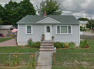 89 Notre Dame Ave, Pawtucket, RI 02860