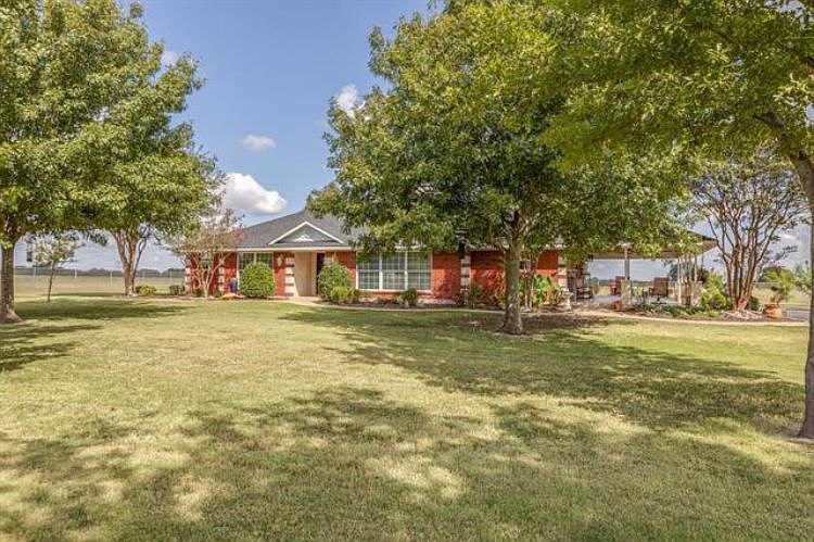 1st image of 1303 S Fm 1752